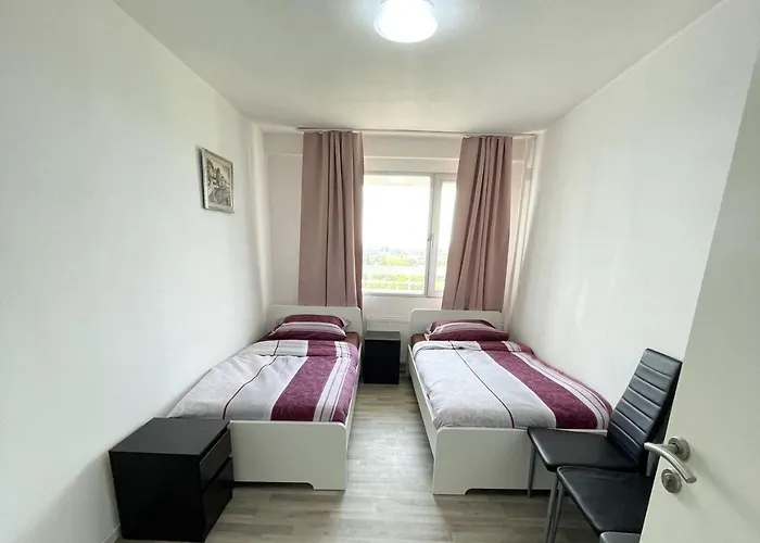 Work & Relax In Apartment